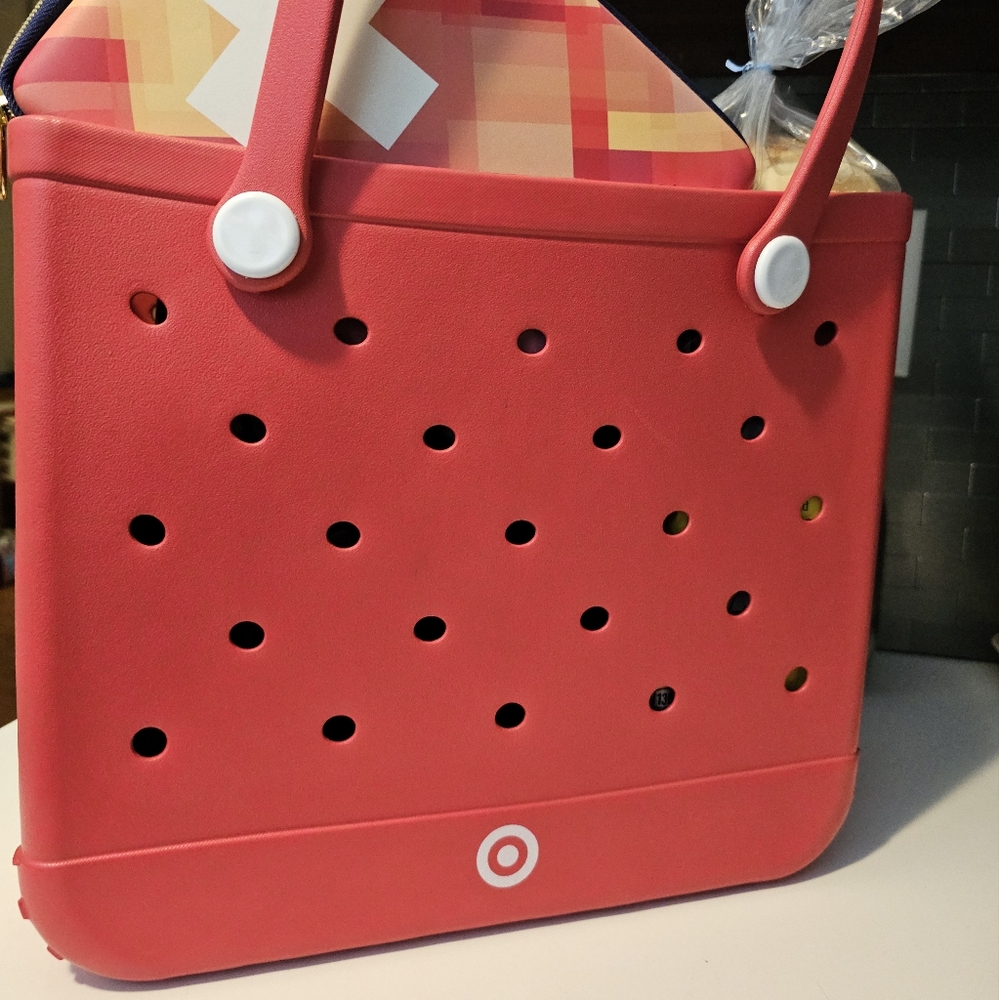 Target Beach shopper tote